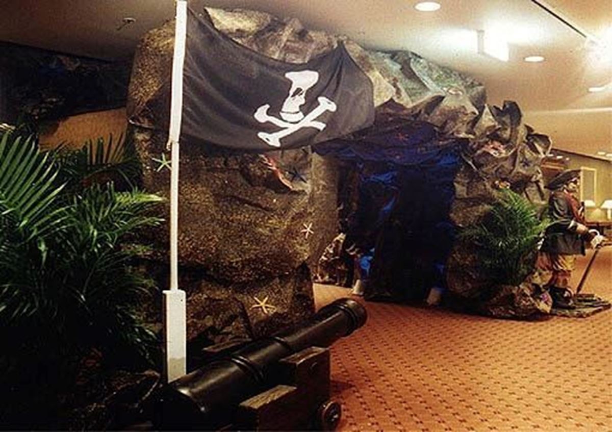 Picture of Pirate Cave Entrance