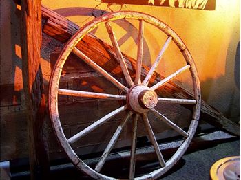 Picture of Wagon Wheel (Small)