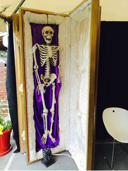 Picture of Coffin Deluxe