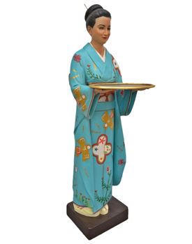 Picture of Japanese Geisha statue  