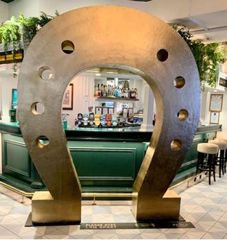 Picture of Horseshoe Arch