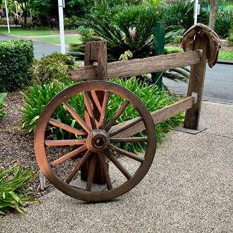 Picture of Wagon Wheel - replica (Large)