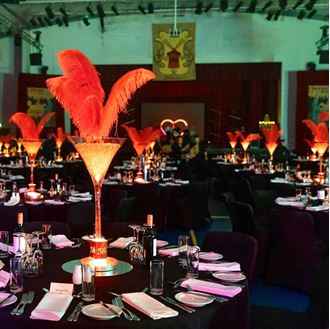 Picture of Martini glass / red  feather option