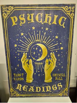 Picture of "Psychic Readings" Sign