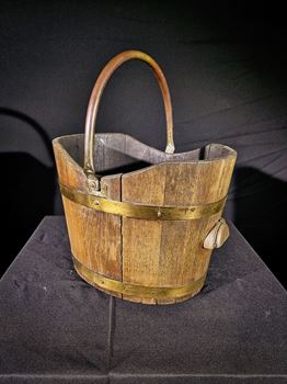 Picture of Wooden Bucket (Small)