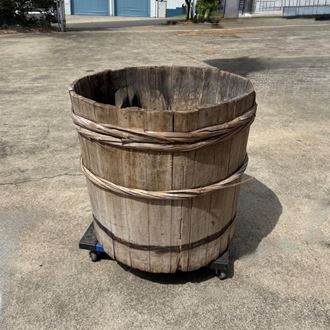 Picture of Rustic barrel  