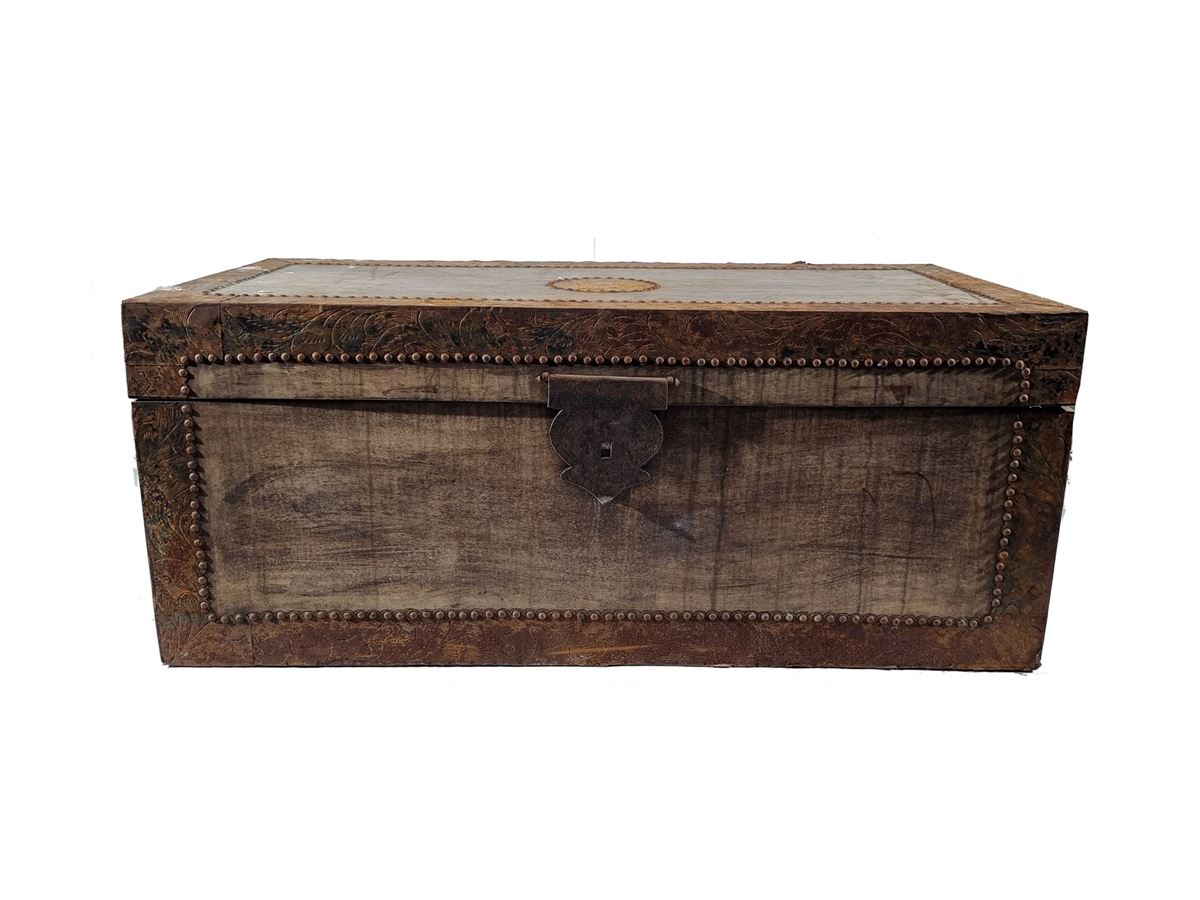Picture of Rustic Chest (Large)